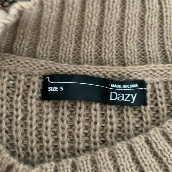 Dazy size S. lovely and comfortable oversized sweater. - Picture 2 of 2